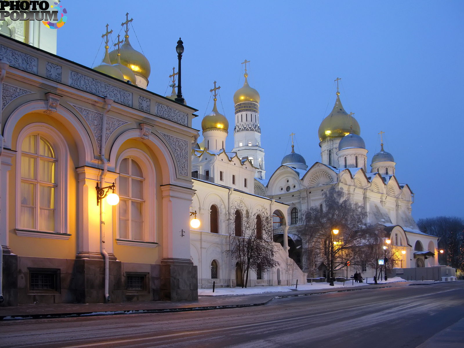 Архангельский московский кремль. Архангельский собор Московского Кремля. Архангельский собор в Москве 1333. , Архангельский и Благовещенский соборы в Москве.. Благовещенский собор Архангельск.