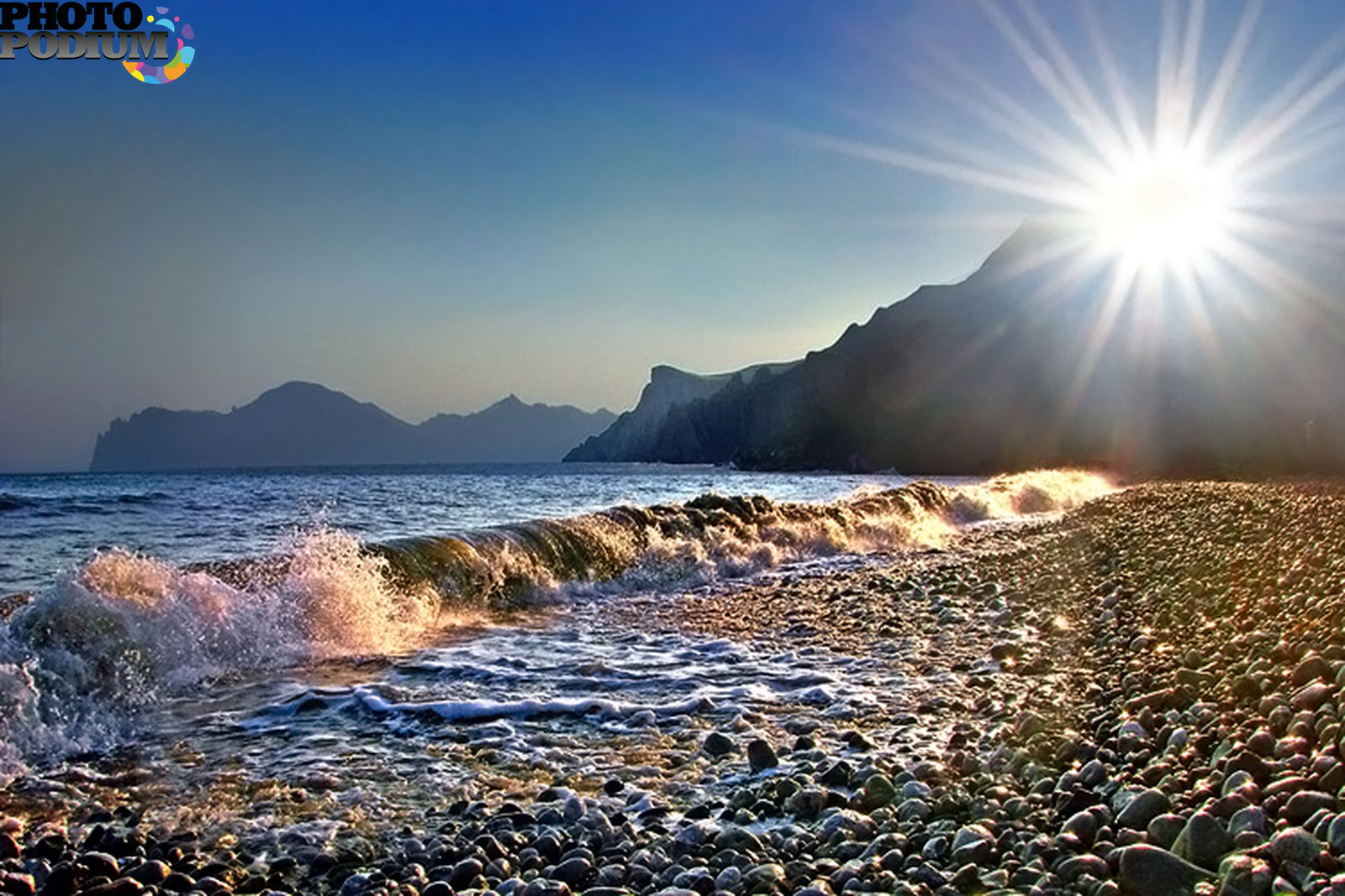 Море поутру. Коктебель морской Прибой. Море солнце. Природа море.