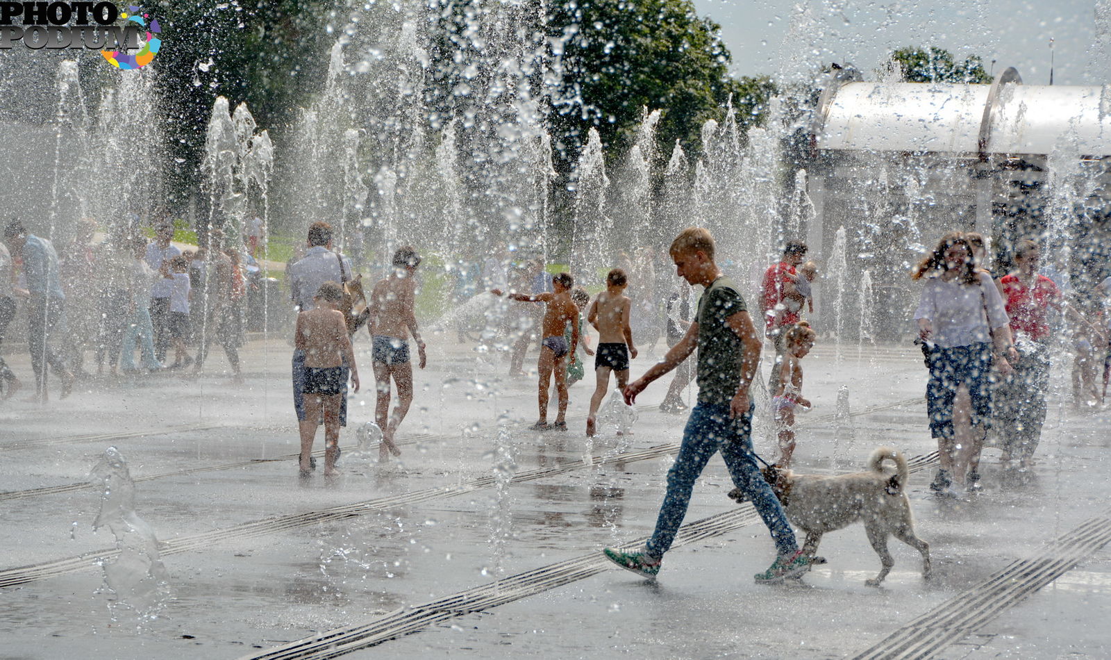 Когда будет самый теплый день. Аномальная жара в России 2010. Лето жара. Жара в городе. Аномальная жара 2010 года в России.