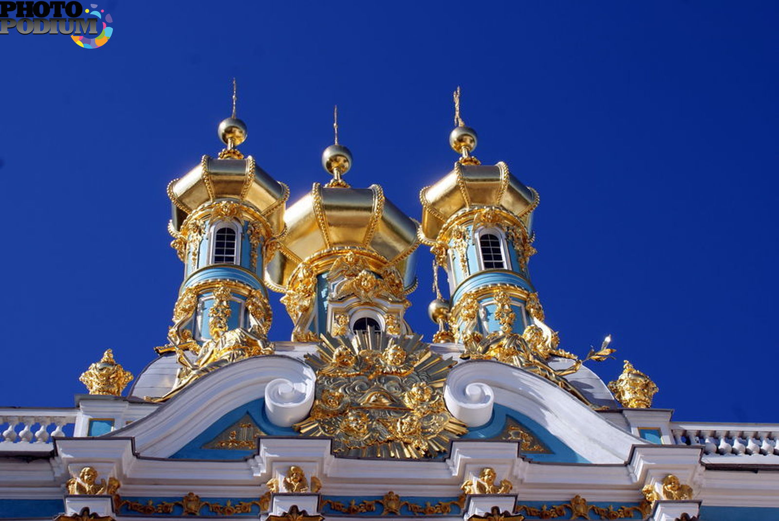 Купола церкви Екатерининского дворца