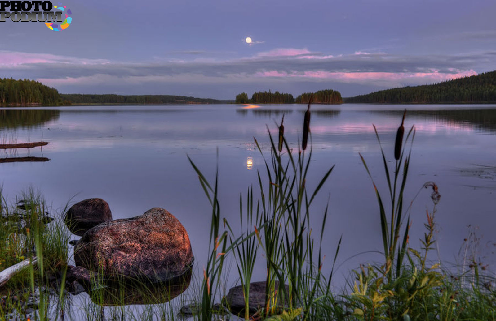 24 часа на озере. Озеро Каменное Карелия. Озеро Выгозеро. Озеро Каменное Псковская область. Озеро Кафтино.