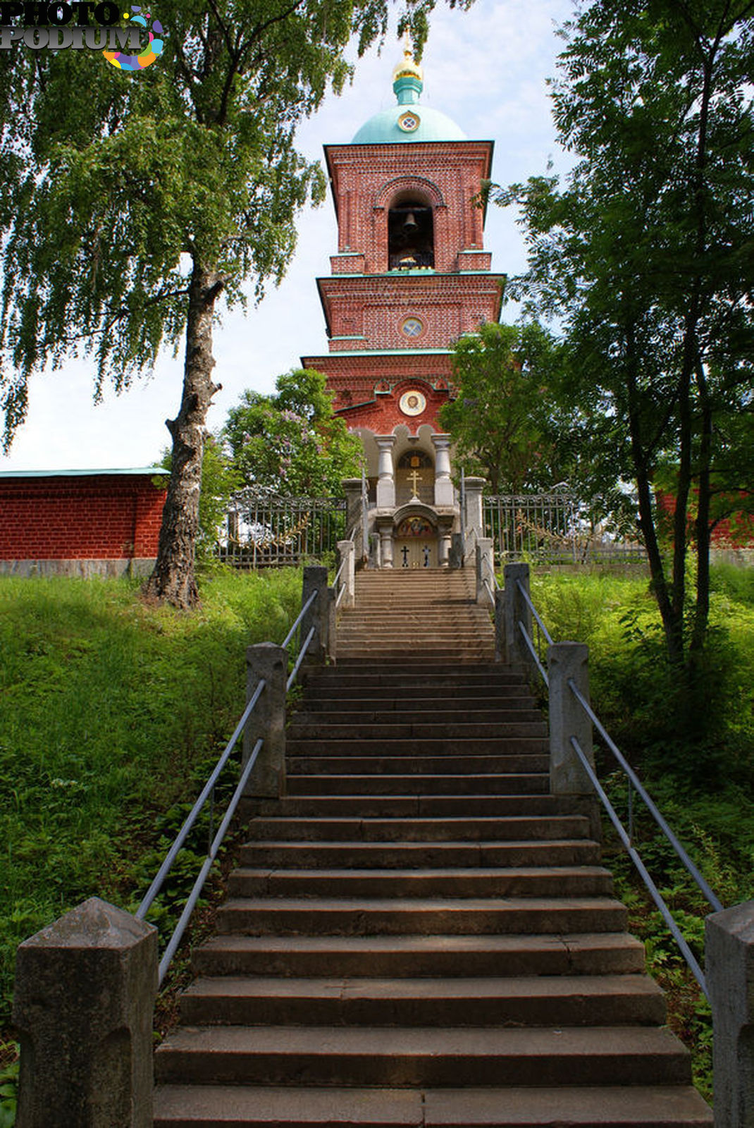 Ступени храмов. Лестница в храм. Ступени храма. Ступеньки к храму. Лестница в храм православный.