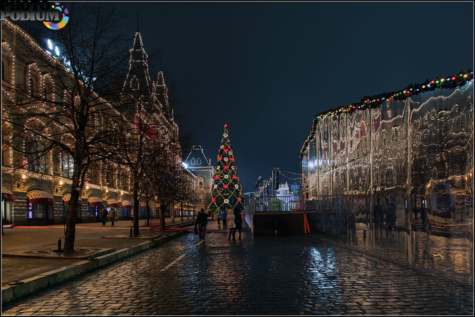 Moscow com. Новогодняя Москва. Новогодний город. Новогодняя красная площадь. Новогодние улицы России.