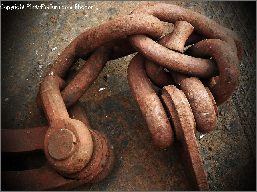 Rust, Chain, Soil