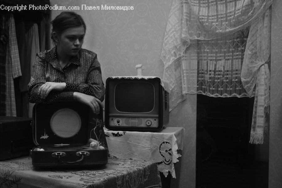 Human, People, Person, Electronics, Monitor, Screen, TV
