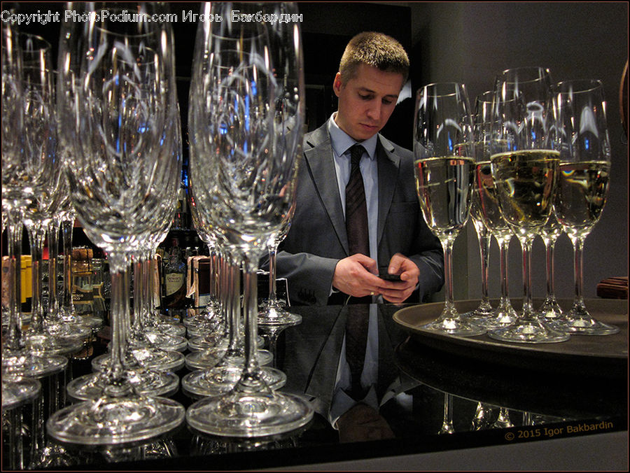 People, Person, Human, Glass, Goblet, Bar Counter, Pub