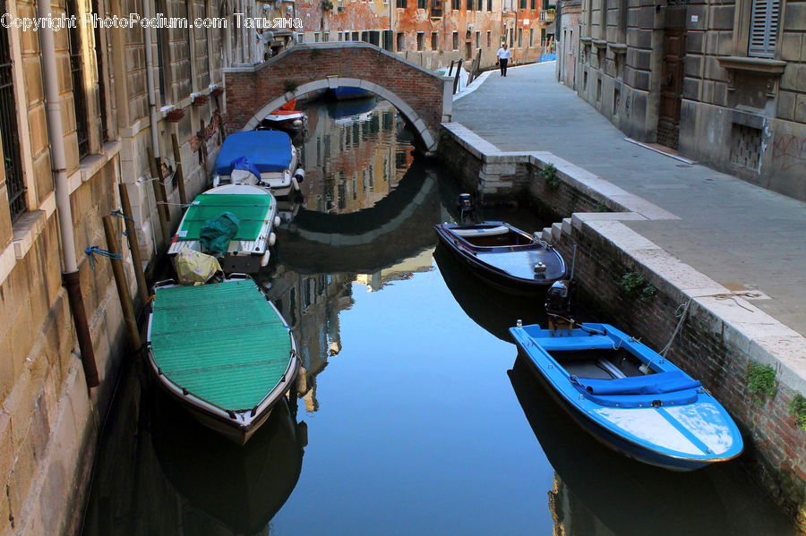 Boat, Gondola, Dinghy, Rowboat, Vessel, Canal, Outdoors