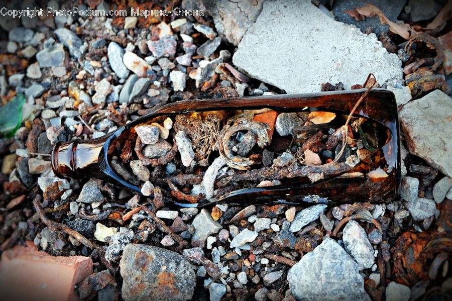 Rust, Rubble, Rock