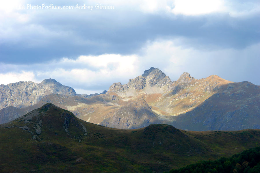 Crest, Mountain, Outdoors, Peak, Mountain Range, Landscape, Nature