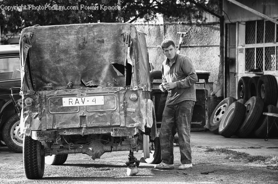 Human, People, Person, Tractor, Vehicle, Car, Van
