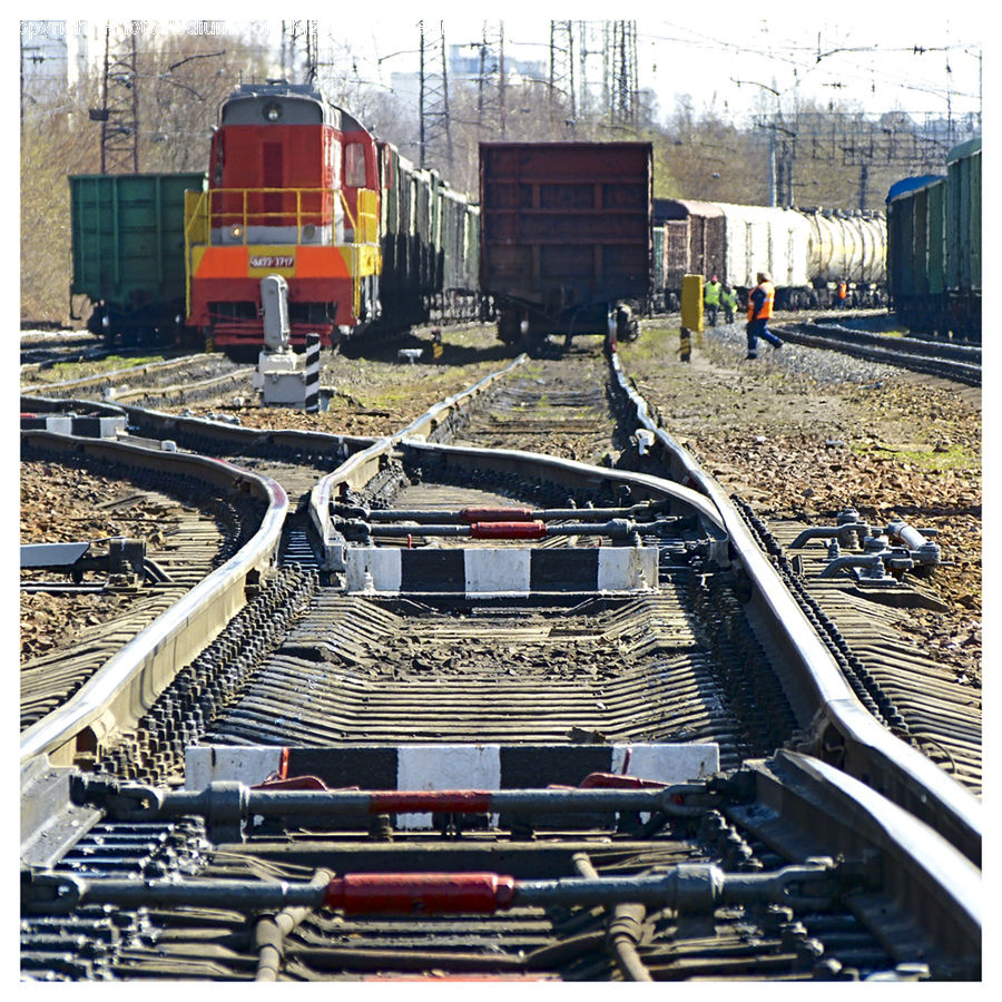 Train, Vehicle, Freight Car, Shipping Container, Weapon, Traffic Jam, Engine