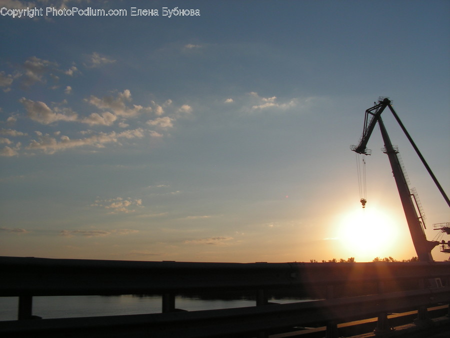 Constriction Crane, Oilfield