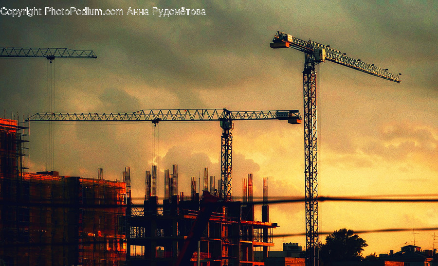 Construction Crane, Construction