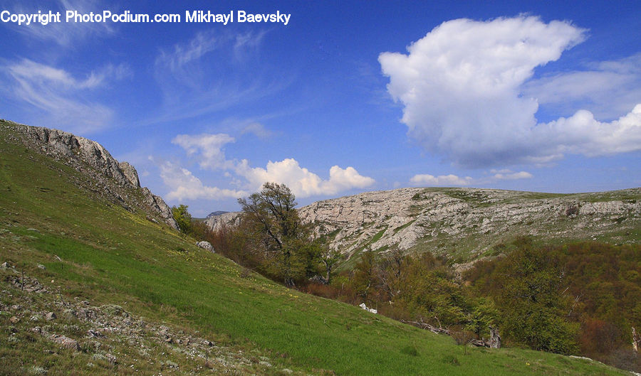 Crest, Mountain, Outdoors, Peak, Field, Grass, Grassland