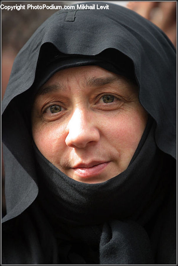 People, Person, Human, Clothing, Hood, Hoodie, Sweatshirt