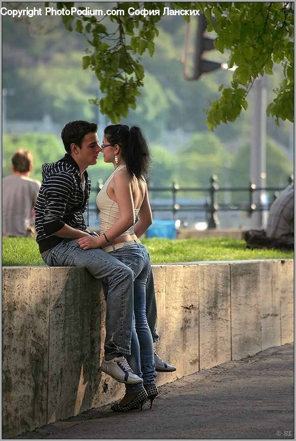 Human, People, Person, Hug, Kiss, Back, Plant