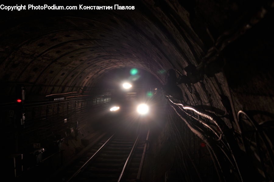Tunnel, Mining