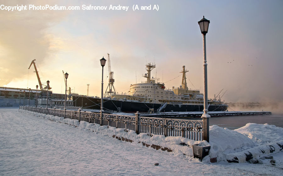 Constriction Crane, Cruise Ship, Ocean Liner, Ship, Vessel, Ferry, Freighter