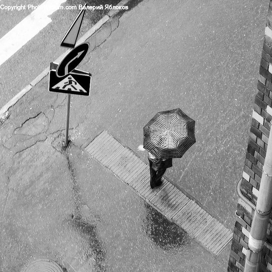 Umbrella, Gutter, Intersection, Road, Star Symbol, Brick, City