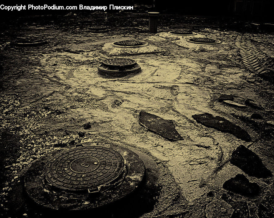 Hole, Manhole, Sewer, Outdoors, Ripple, Water, Pavement