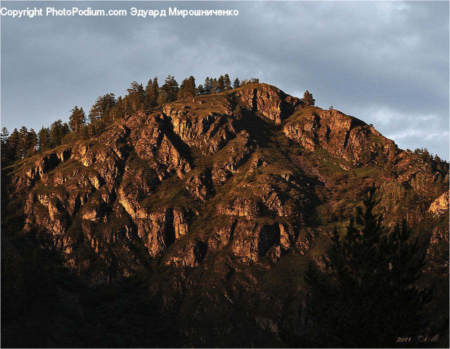 Crest, Mountain, Outdoors, Peak, Cliff, Plateau, Mountain Range