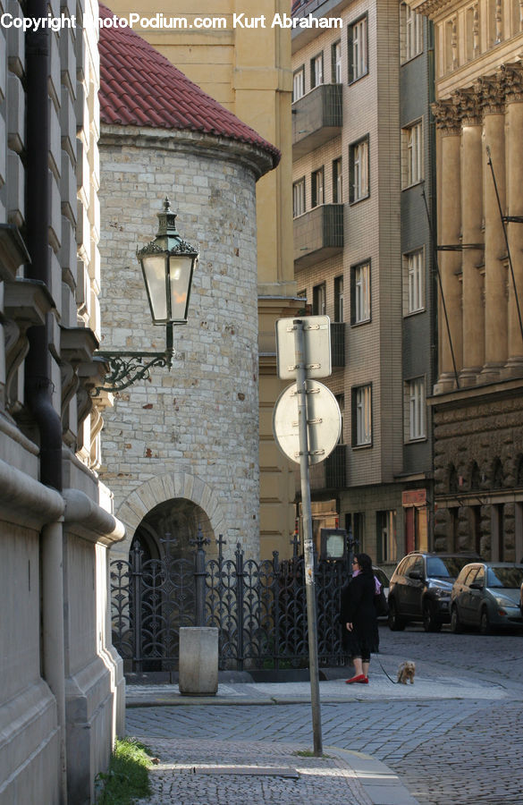 Lamp Post, Pole, Arch, Brick, Patio, Building, Apartment Building