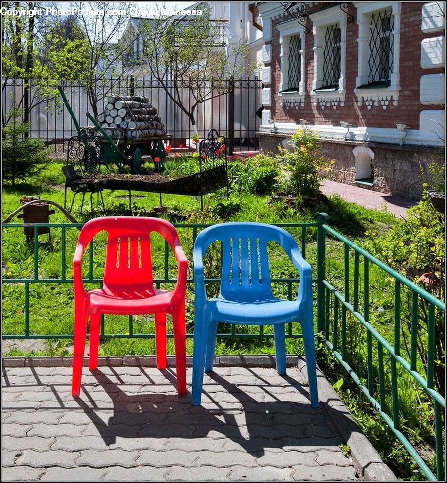 Chair, Furniture, Bench, Yard, Downtown, Neighborhood, Town