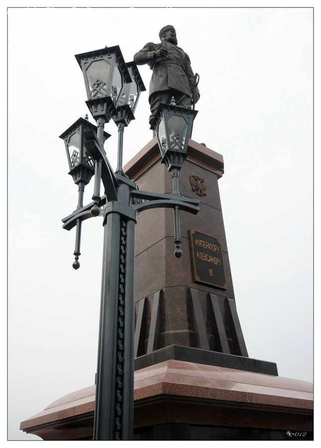 People, Person, Human, Lamp Post, Pole, Architecture, Bell Tower