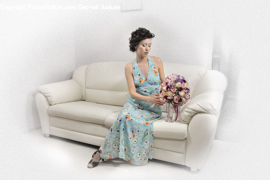 People, Person, Human, Couch, Furniture, Bridesmaid, Flower