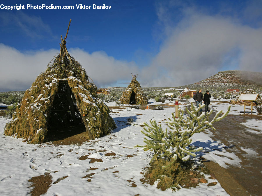 Building, Hut, Shelter, Outdoors, Plateau, Crest, Mountain