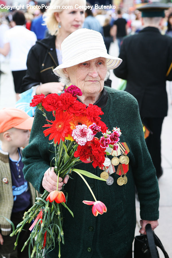 People, Person, Human, Flower, Flower Arrangement, Flower Bouquet, Feather Boa