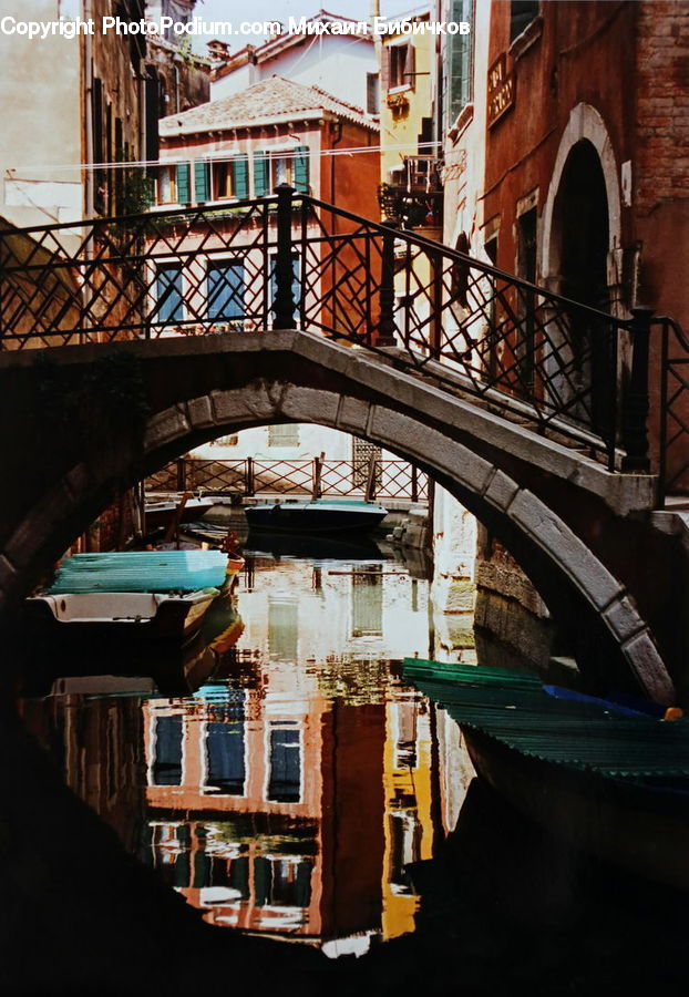 Boat, Watercraft, Gondola, Canal, Outdoors, River, Water