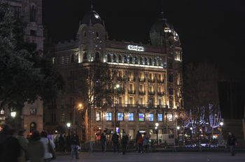 Ночная Барселона