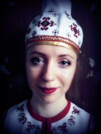 Мария Кочубей (чувашский головной убор)