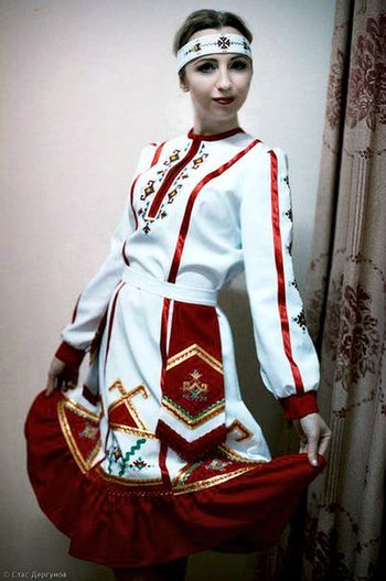 Мария Кочубей (чувашское платье)