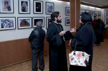 Открытие Международной передвижной фотовыставкы "Благословенный путь" в Ереване