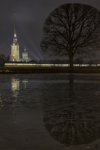 А ночка тихая была