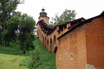 Стены старой крепости