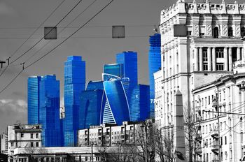 Москва наступает