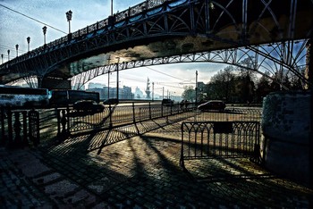 Патриарший мост...