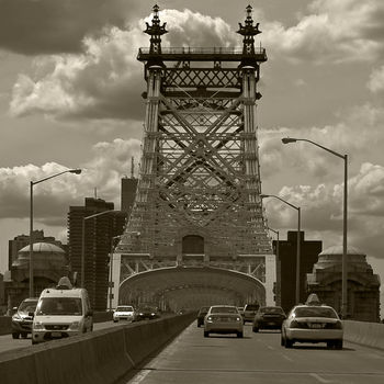Queensboro Bridge.On the roads of New York.