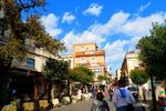   : прогулка по улочкам 