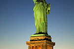Alex Basansky : Statue of Liberty at night, New York City 