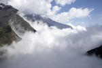 Александр Жураковский : Туман. Горы. 
