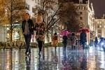 Виноградов Александр : Дождь на Петровке. 