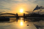 Александра Кириллова : У Большеохтинского моста 